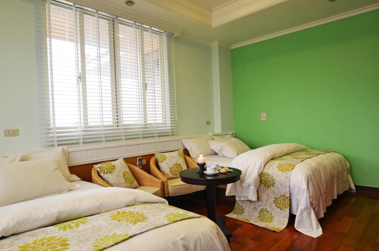 Yunju House Bed & Breakfast Jiaoxi Exterior photo