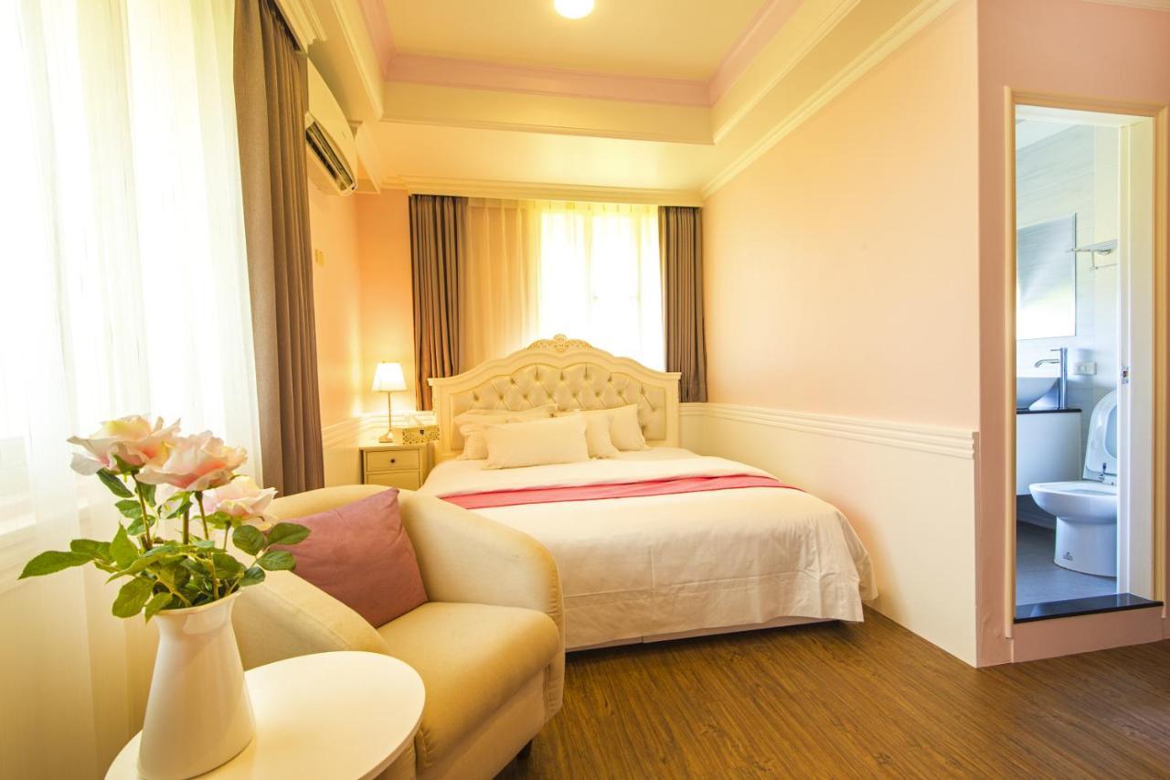 Yunju House Bed & Breakfast Jiaoxi Exterior photo